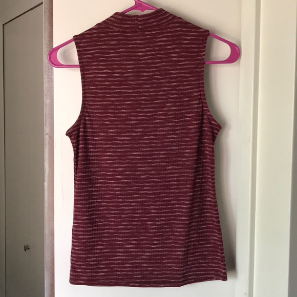 Crimson Tank - Picture 3 of 5